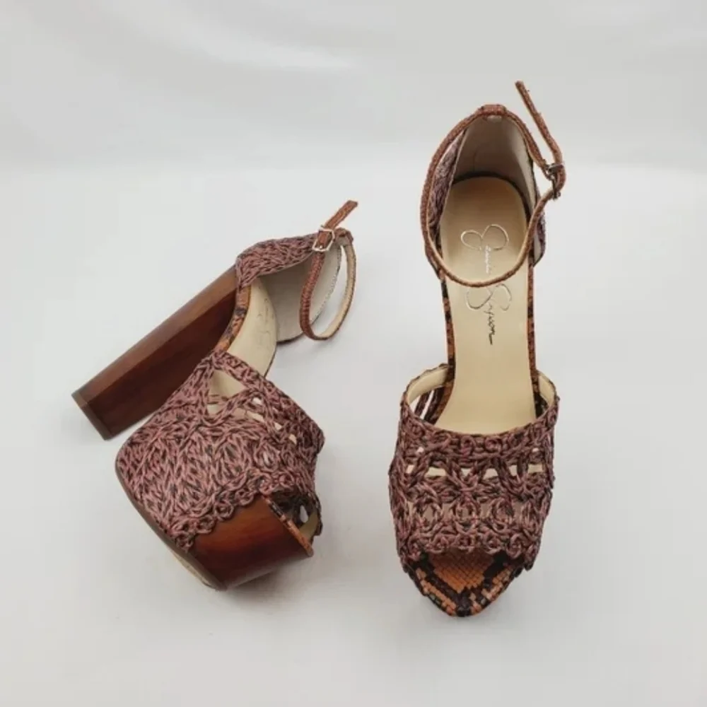 Jessica Simpson JSDessie platform Heel sandals